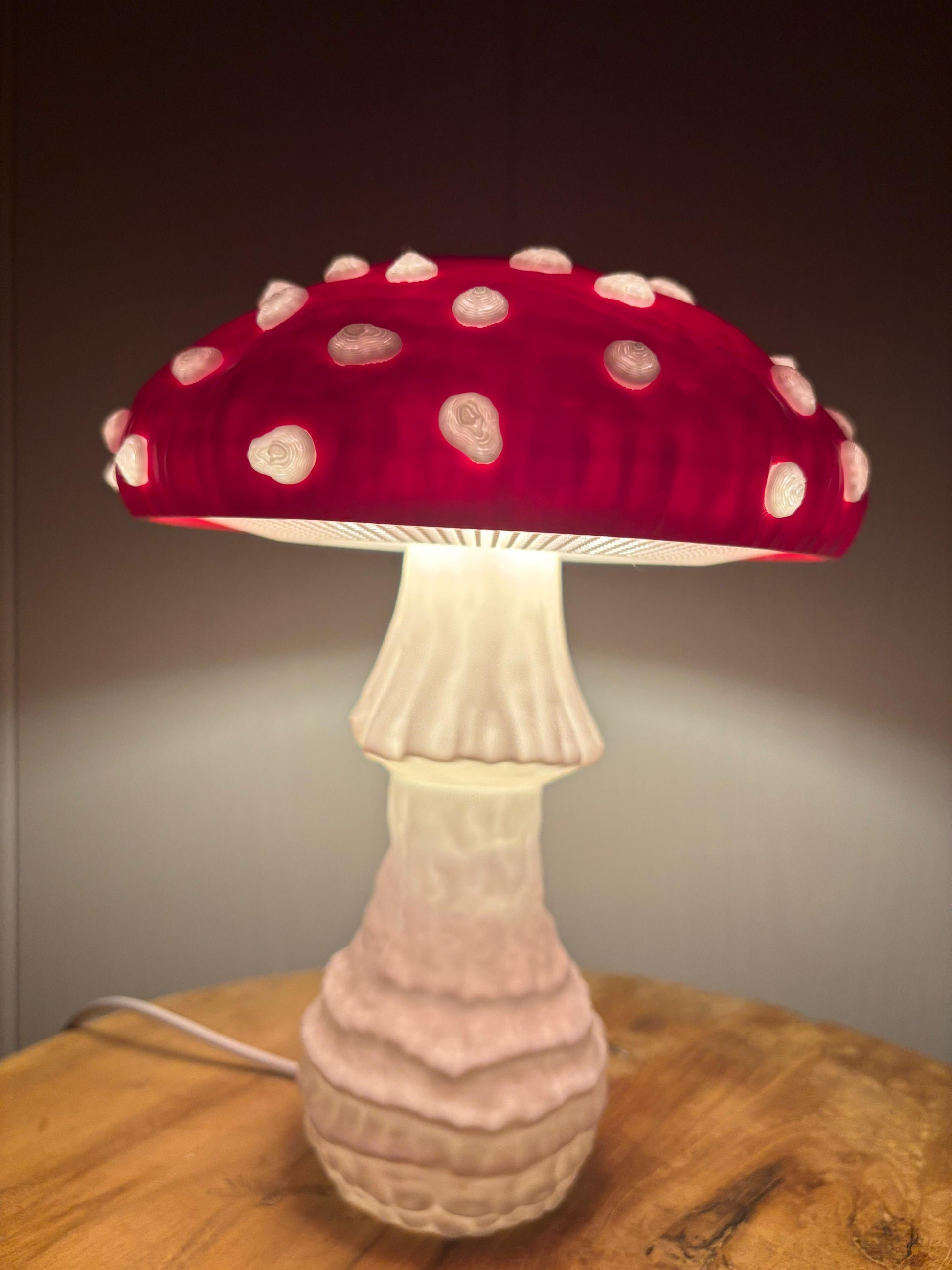 Mini-Pilzlampe aus dem 3D-Drucker mit warmem LED-Licht